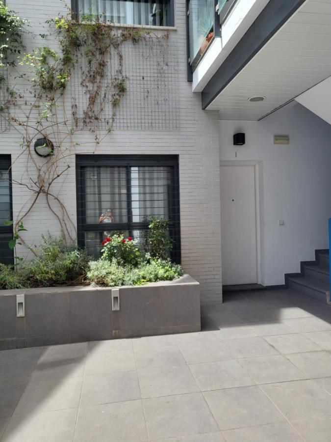 Apt Centrico, A Pie De Calle. セビリア エクステリア 写真